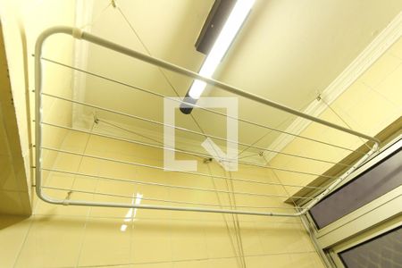 Apartamento à venda com 60m², 2 quartos e 1 vaga Apartamento à venda com 60m², 2 quartos e 1 vagaDetalhe Área de Serviço