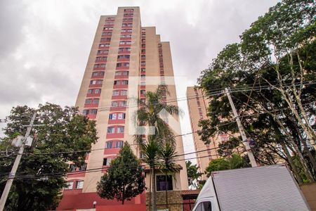 Fachada do Condomínio de apartamento para alugar com 2 quartos, 42m² em Jardim Ângela (zona Leste), São Paulo