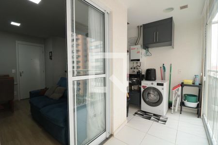 Varanda e Area de serviço  de apartamento para alugar com 2 quartos, 44m² em Brás, São Paulo