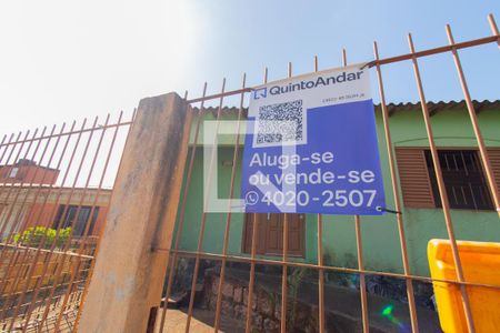 Casa à venda com 141m², 3 quartos e 2 vagasFachada