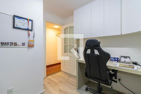 Apartamento à venda com 200m², 5 quartos e 4 vagasQuarto 3 / Escritório