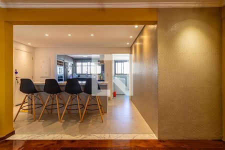 Apartamento à venda com 200m², 5 quartos e 4 vagasCopa