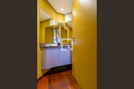 Apartamento à venda com 200m², 5 quartos e 4 vagasLavabo