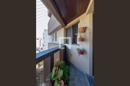 Apartamento à venda com 200m², 5 quartos e 4 vagasVaranda da Suite 2