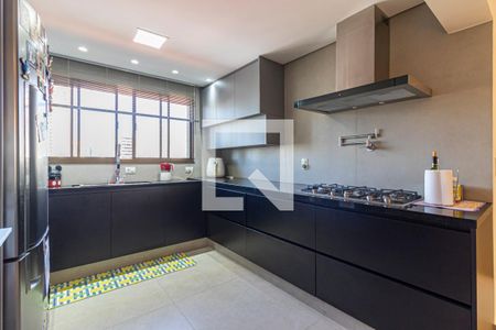 Apartamento à venda com 200m², 5 quartos e 4 vagasCozinha
