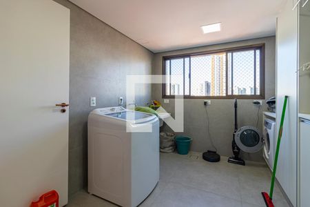 Apartamento à venda com 200m², 5 quartos e 4 vagasÁrea de Serviço