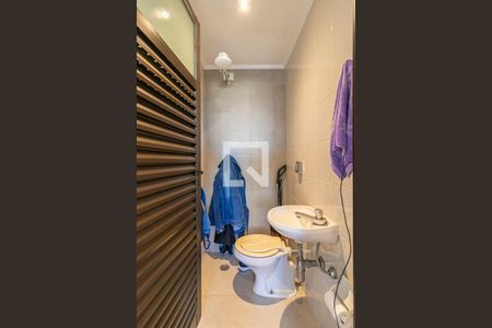 Apartamento à venda com 200m², 5 quartos e 4 vagasBanheiro de Serviço