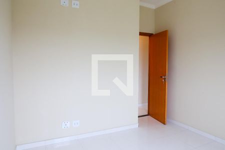 Casa à venda com 90m², 2 quartos e 2 vagas