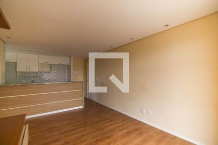 Sala de apartamento para alugar com 3 quartos, 76m² em Jardim Bom Tempo, Taboão da Serra
