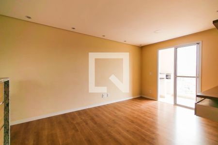 Sala de apartamento para alugar com 3 quartos, 76m² em Jardim Bom Tempo, Taboão da Serra