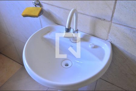 Casa à venda com 102m², 2 quartos e 3 vagasBanheiro