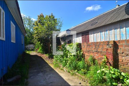 Casa à venda com 102m², 2 quartos e 3 vagasPátio