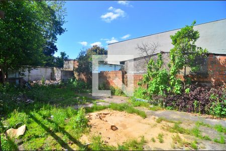 Casa à venda com 102m², 2 quartos e 3 vagasPátio