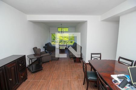 Apartamento à venda com 120m², 3 quartos e 1 vagaSala de Jantar