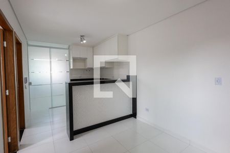Sala e Cozinha de apartamento para alugar com 2 quartos, 45m² em  Vila Santa Isabel, São Paulo