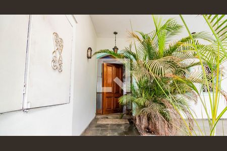 Casa à venda com 200m², 3 quartos e 2 vagasFachada