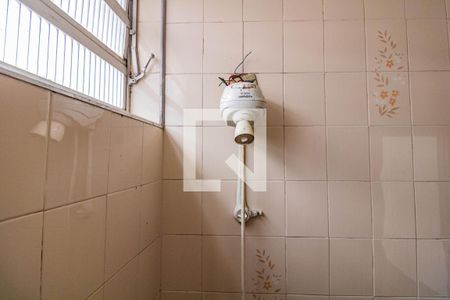 Casa à venda com 200m², 3 quartos e 2 vagasDetalhe do banheiro