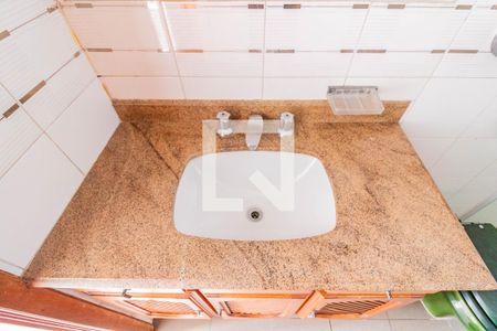 Casa à venda com 200m², 3 quartos e 2 vagasDetalhe do Banheiro da Suite