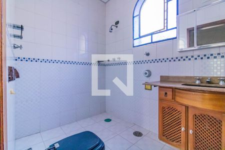 Casa à venda com 200m², 3 quartos e 2 vagasBanheiro Corredor