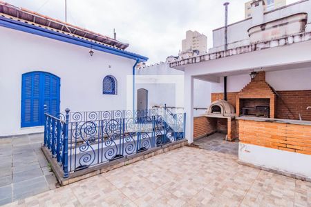 Casa à venda com 200m², 3 quartos e 2 vagasÁrea comum - Churrasqueira