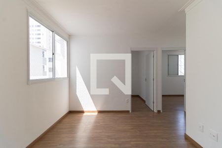 Sala de apartamento para alugar com 2 quartos, 47m² em Jardim Maria Estela, São Paulo