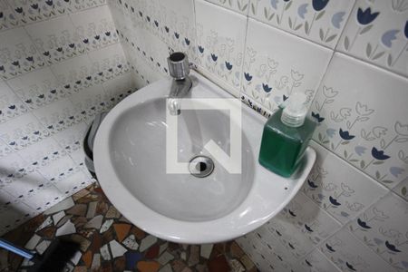 Casa à venda com 280m², 3 quartos e 4 vagasBanheiro Salão