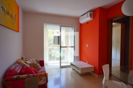 Sala de apartamento para alugar com 2 quartos, 58m² em Sarandi, Porto Alegre