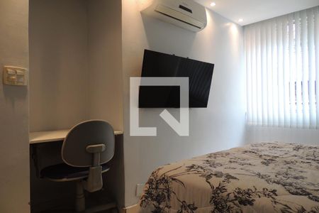 Apartamento à venda com 80m², 2 quartos e 1 vagaQuarto Suíte