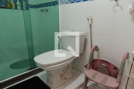 Apartamento à venda com 80m², 2 quartos e 1 vagaBanheiro Social