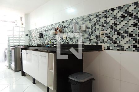 Apartamento à venda com 80m², 2 quartos e 1 vagaCozinha - Armários