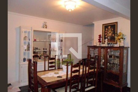 Casa à venda com 4 quartos, 200m² em Aclimação, São Paulo