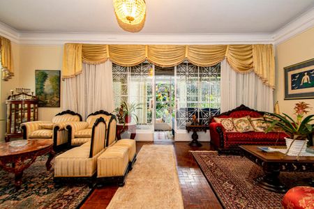 Casa à venda com 5 quartos, 950m² em Perdizes, São Paulo