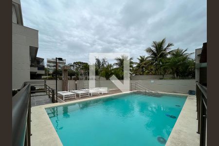 Apartamento à venda com 65m², 1 quarto e 1 vagaÁrea comum - piscina