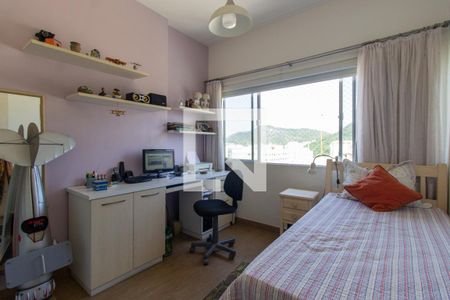 Apartamento à venda com 99m², 3 quartos e 1 vagaQuarto