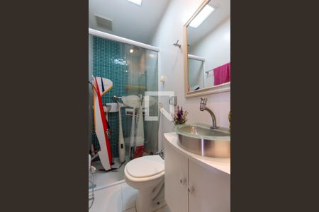 Apartamento à venda com 99m², 3 quartos e 1 vagaBanheiro Corredor