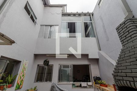 Casa à venda com 300m², 3 quartos e 2 vagasQuintal