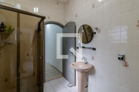 Casa à venda com 300m², 3 quartos e 2 vagasBanheiro