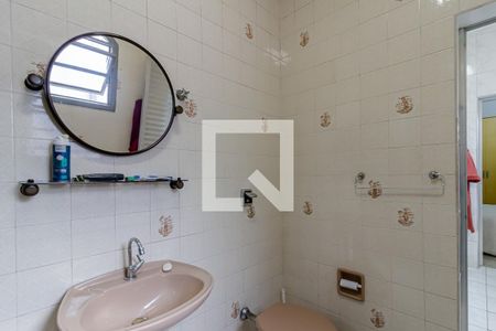 Casa à venda com 300m², 3 quartos e 2 vagasBanheiro