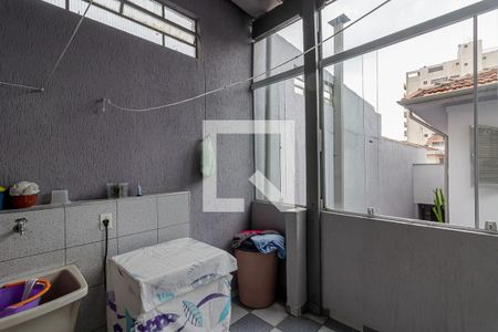 Casa à venda com 300m², 3 quartos e 2 vagasÁrea de Serviço