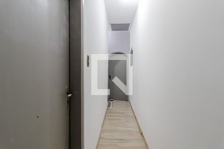 Casa à venda com 300m², 3 quartos e 2 vagasCorredor