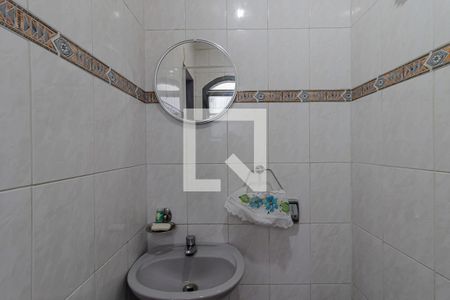 Casa à venda com 300m², 3 quartos e 2 vagasLavabo