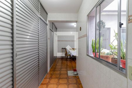 Casa à venda com 300m², 3 quartos e 2 vagasCopa