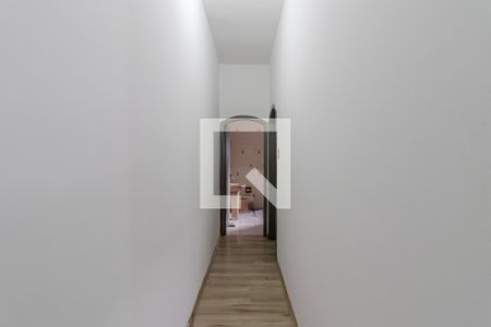 Casa à venda com 300m², 3 quartos e 2 vagasCorredor