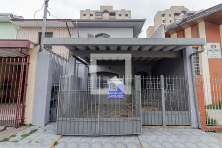 Casa à venda com 300m², 3 quartos e 2 vagasFachada