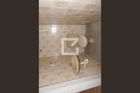 Banheiro de casa para alugar com 2 quartos, 72m² em Vila Maria Auxiliadora, Embu das Artes