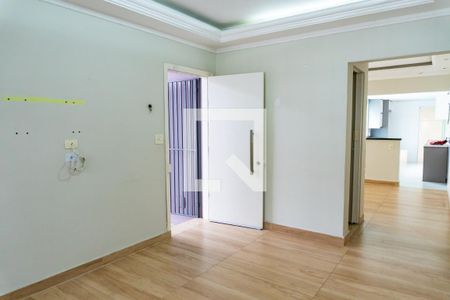 Sala 1 de casa para alugar com 2 quartos, 180m² em Vila da Saúde, São Paulo