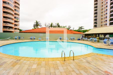 Apartamento à venda com 88m², 3 quartos e 1 vagaÁrea comum - Piscina