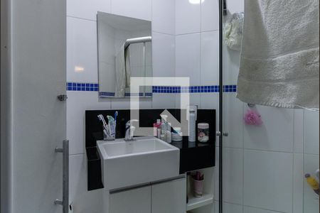 Apartamento à venda com 180m², 3 quartos e 3 vagas Apartamento à venda com 180m², 3 quartos e 3 vagasBanheiro 2