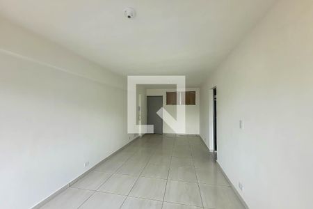 Sala/Quarto de kitnet/studio à venda com 1 quarto, 34m² em Liberdade, São Paulo