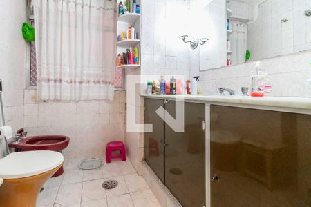 Apartamento à venda com 115m², 2 quartos e sem vagaBanheiro